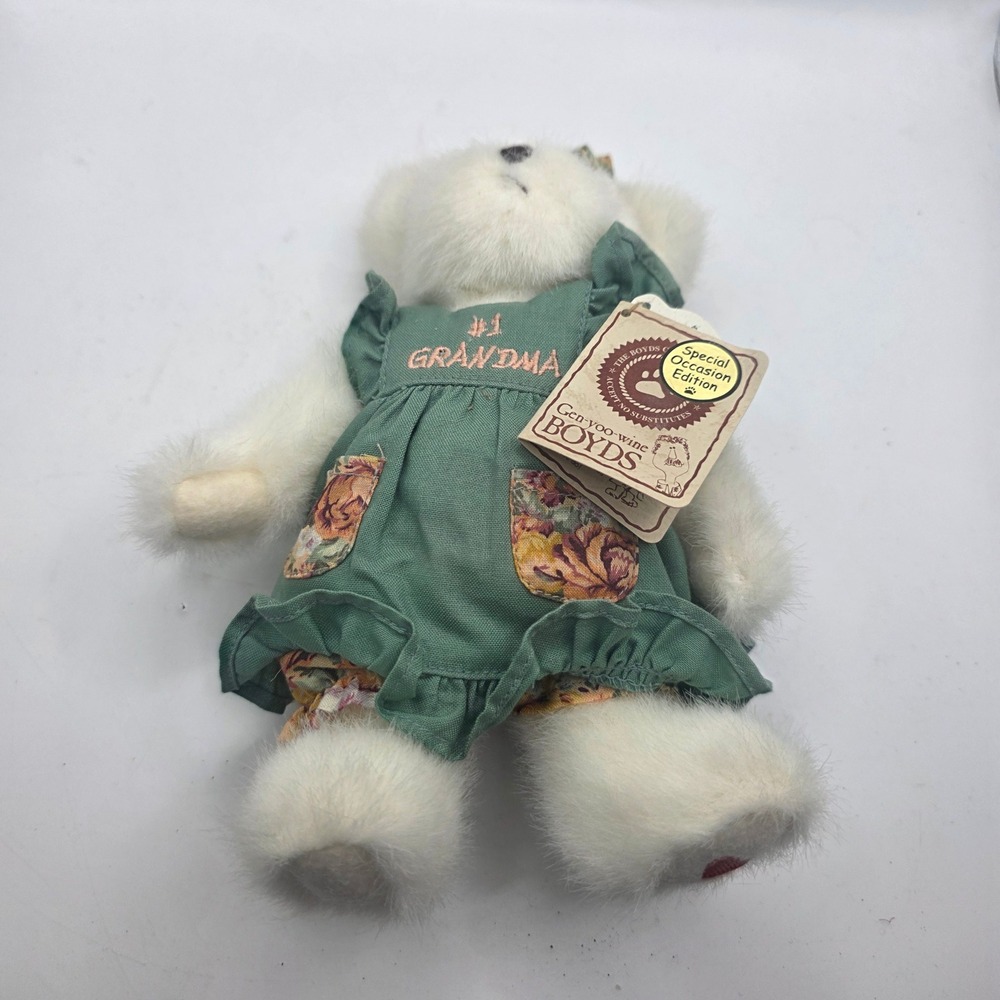 Boyds Collection Grammy Beariluv #1 Grandma Special Occasion Plush 82516